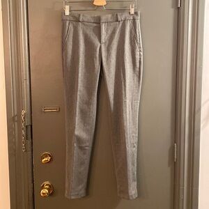 Banana Republic Ryan Pant in Grey Black Dot EUC